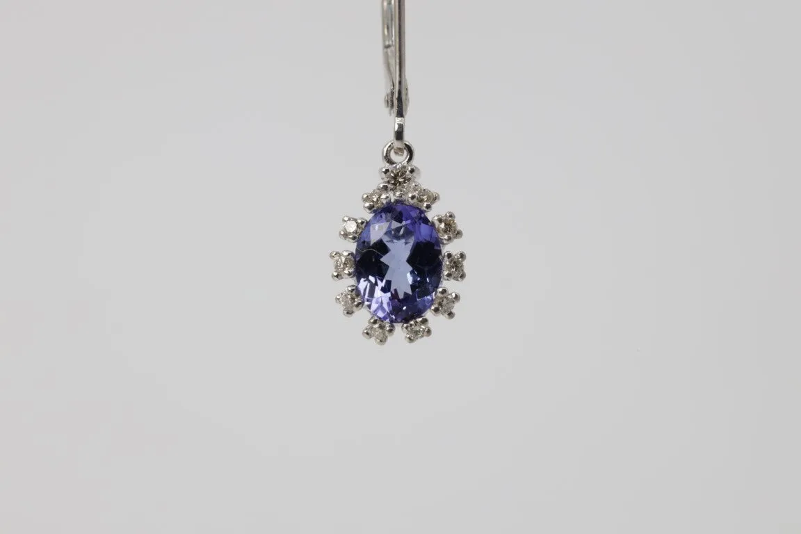 18k White Gold 0.214tcw Diamond 1.77tcw Tanzanite Dangle Earrings (2.70g.)