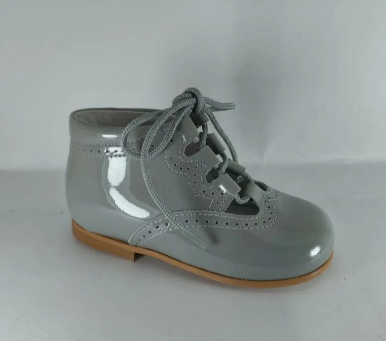 Shawn & Jeffery Baby Light Grey Patent Leather Baby Summer Open Booties