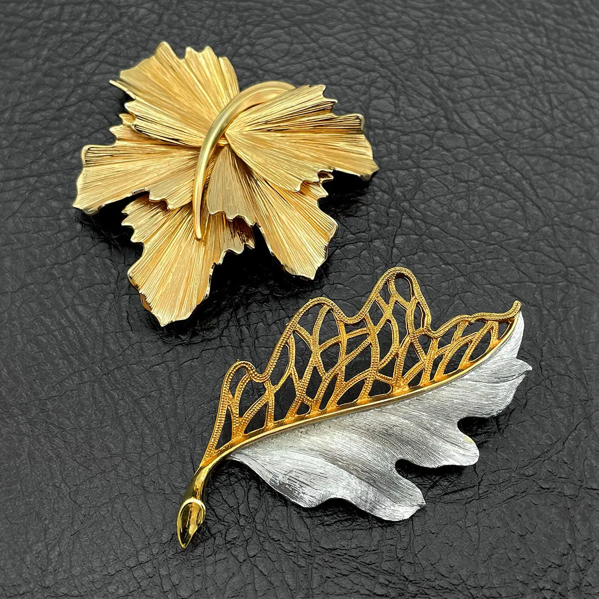 【USA輸入】 ヴィンテージ NAPIER リーフ ブローチ/Vintage NAPIER Leaf Brooch