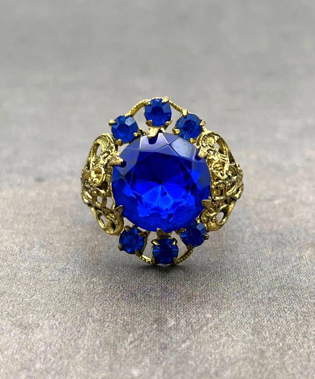 【USA輸入】ヴィンテージ ロイヤルブルー ビジュー リング/Vintage Royal Blue Bijou Ring