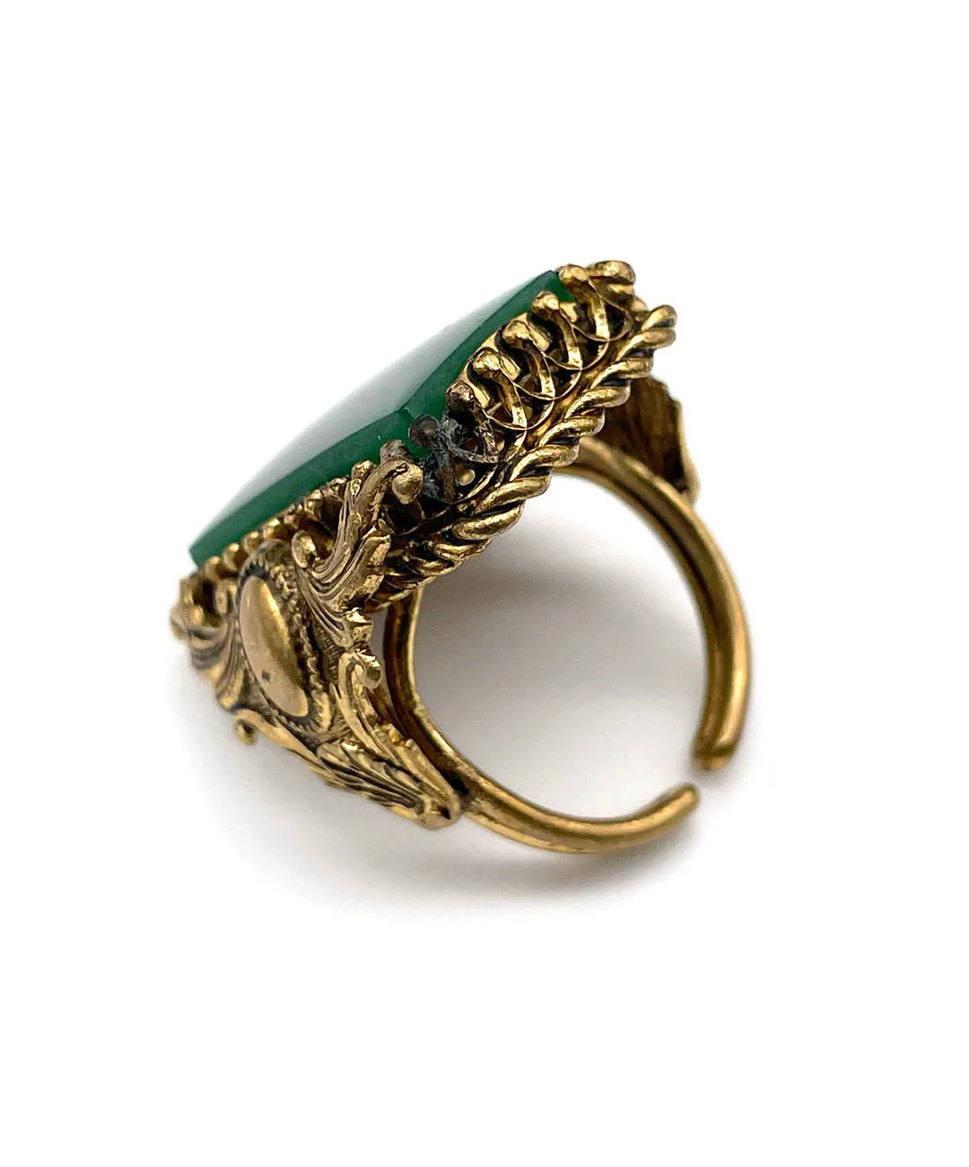 【チェコ買付】ヴィンテージ グリーン ガラス リング/Vintage Green Glass Ring