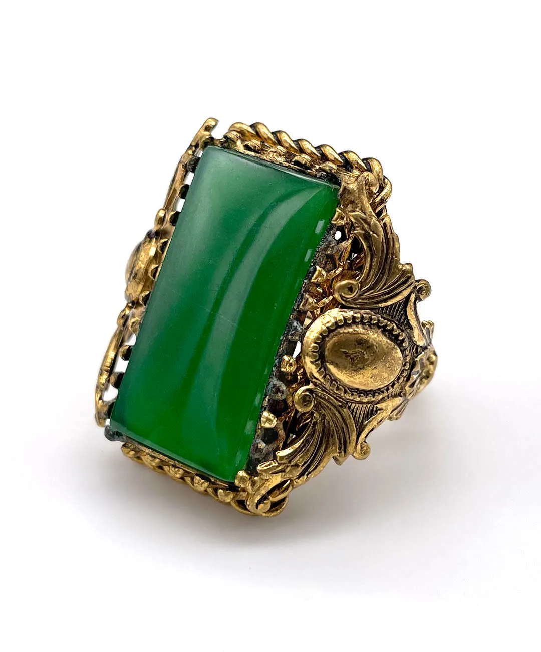 【チェコ買付】ヴィンテージ グリーン ガラス リング/Vintage Green Glass Ring